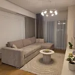 Apartment Palace *